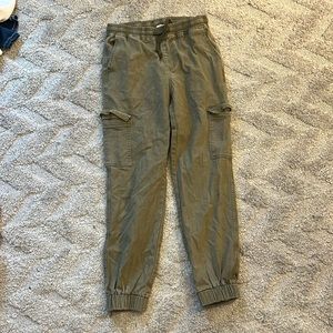 women's cargo joggers